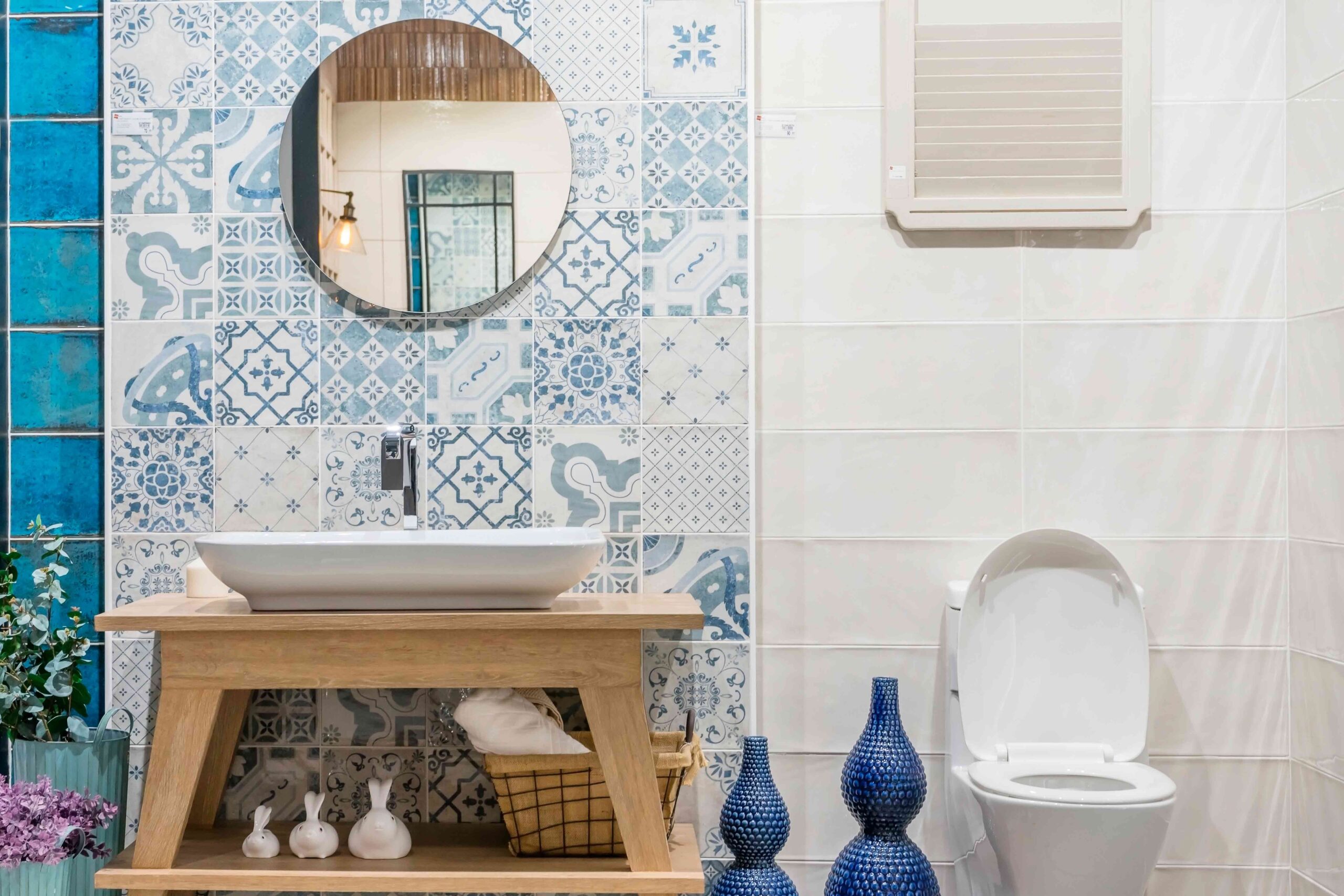Diferentes tipos de azulejos para baño