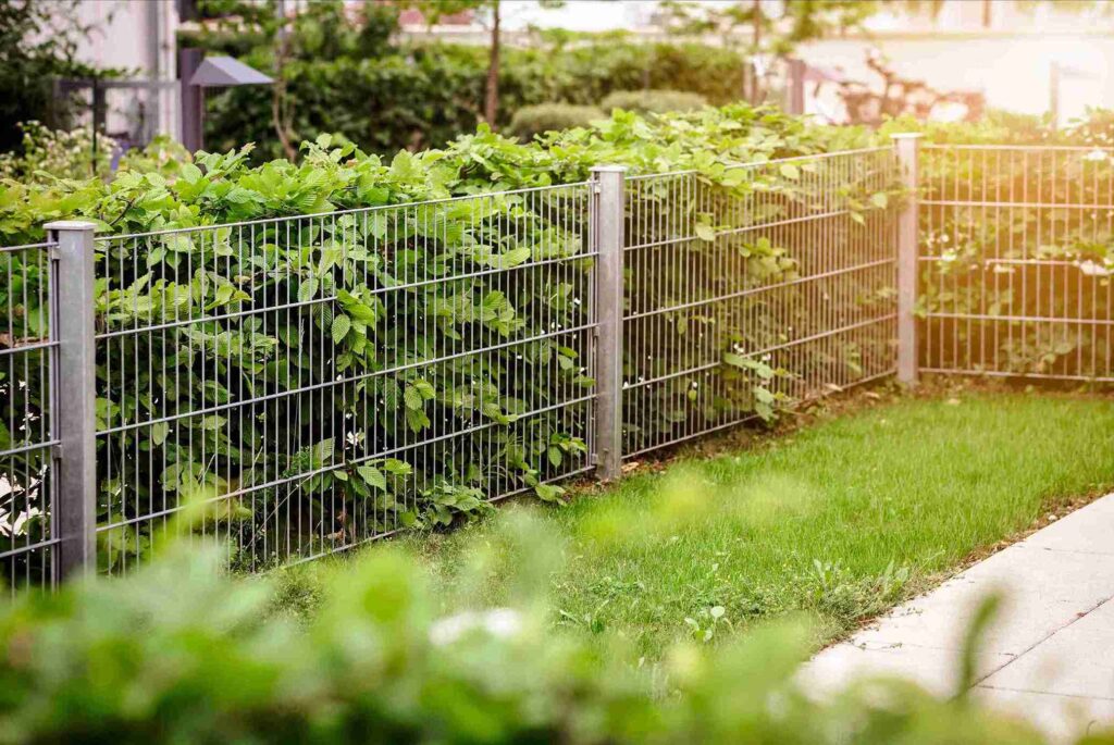 costruire un muro moderno da giardino