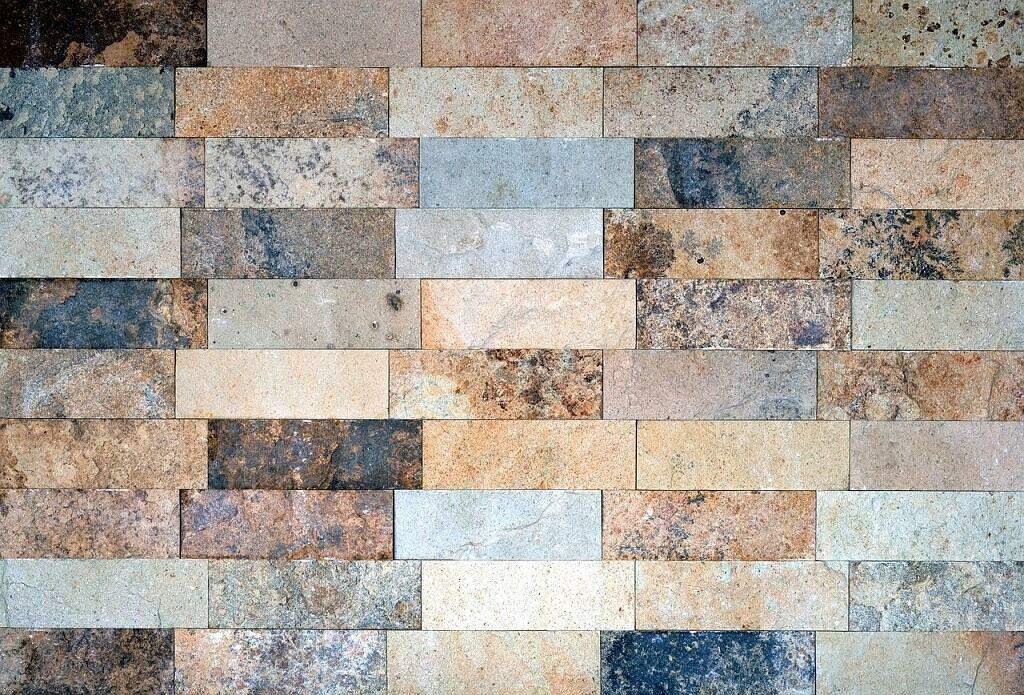 https://www.rubi.com/us/blog/wp-content/uploads/2017/05/Types-of-Floor-Tiles-Marble-Tiles.jpg