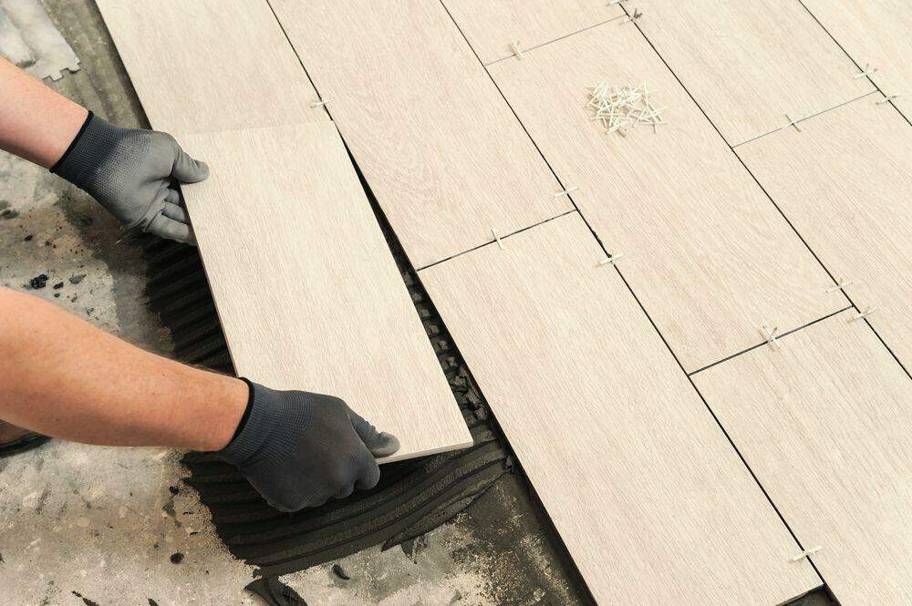 Wood Floor Tiles - Wooden Look Plank Porcelain Tiles